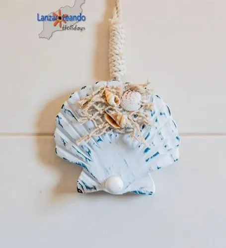 Papillon コスタ・テギセ